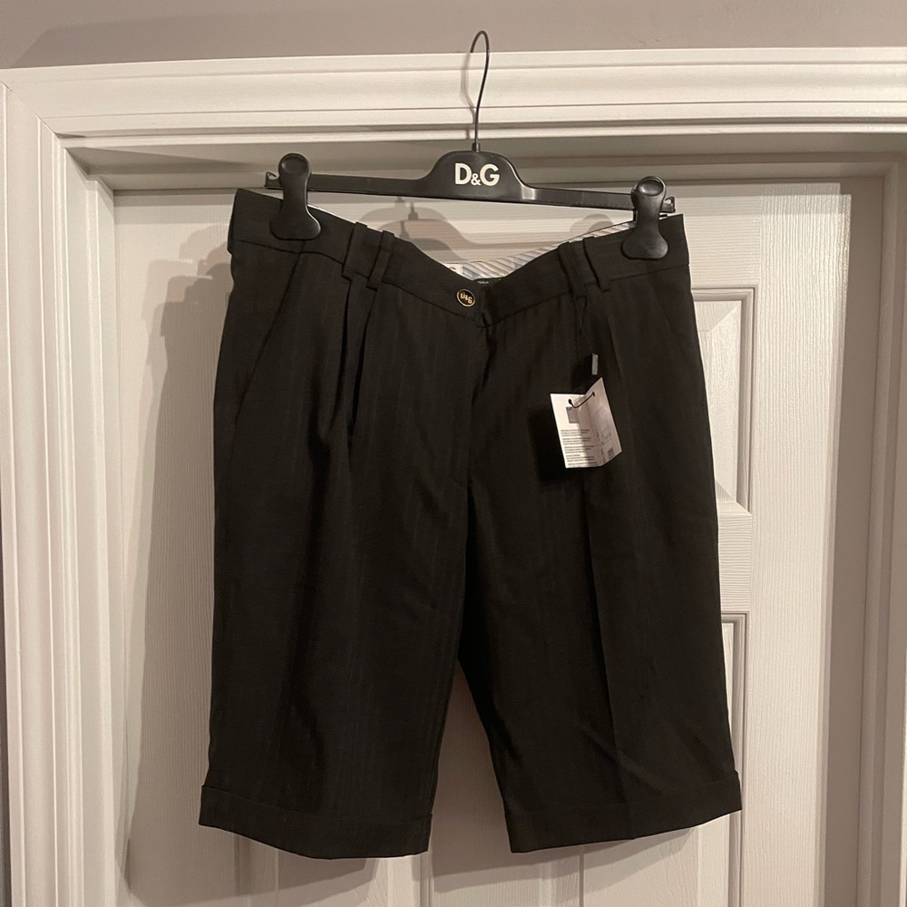 Dolce & Gabbana Women’s Size 8 suiting knee length dress Short.